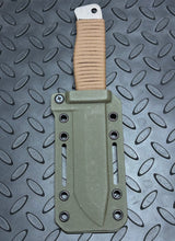 ROGAN Field Knife (Woodsman) comes with belt clip